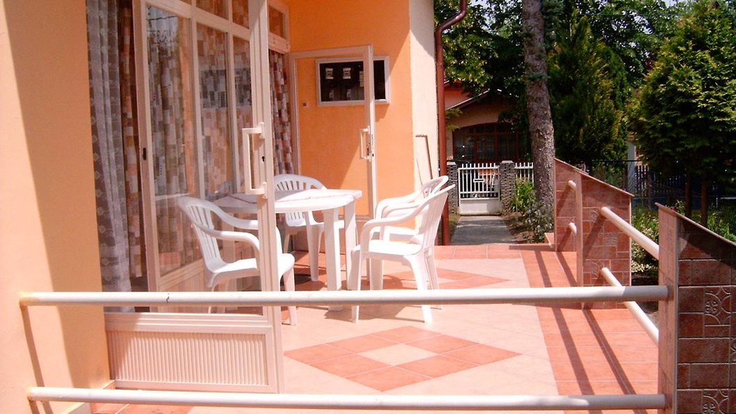 Hársfa Vendégház Zalakaros (1)