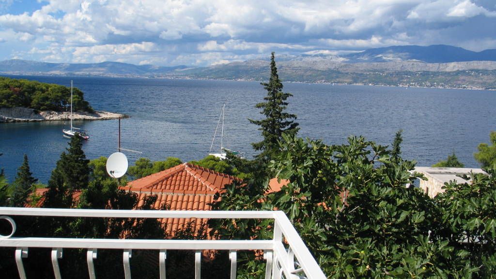 Kuća za Odmor Splitska (1)