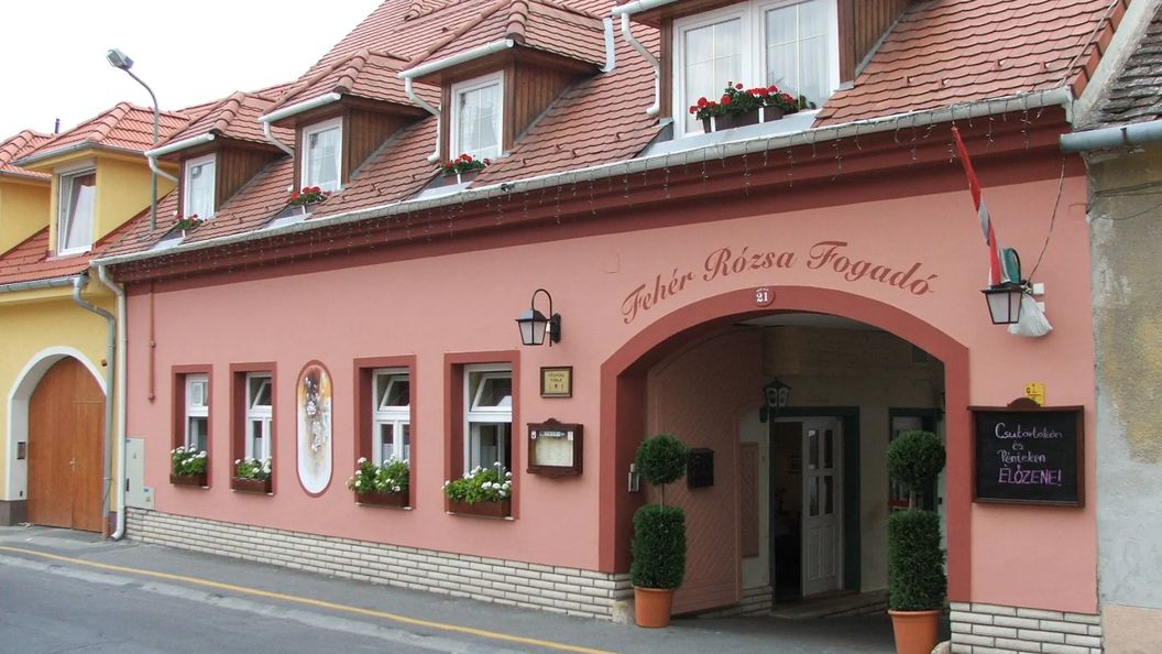 Fehér Rózsa Fogadó Sopron (1)