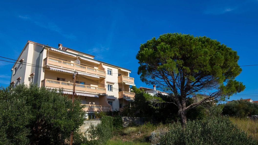 Apartmani Causevic Rab (1)