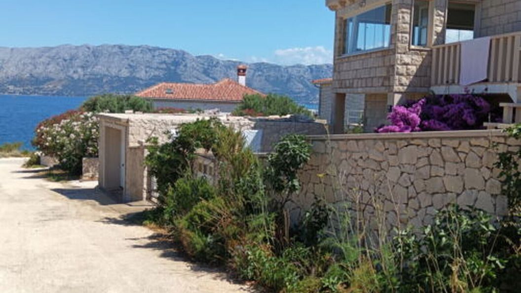 Apartmani Villa Vanja Povlja (1)