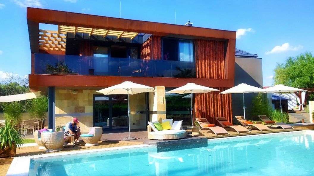 Butik Design Rooms Abádszalók (1)