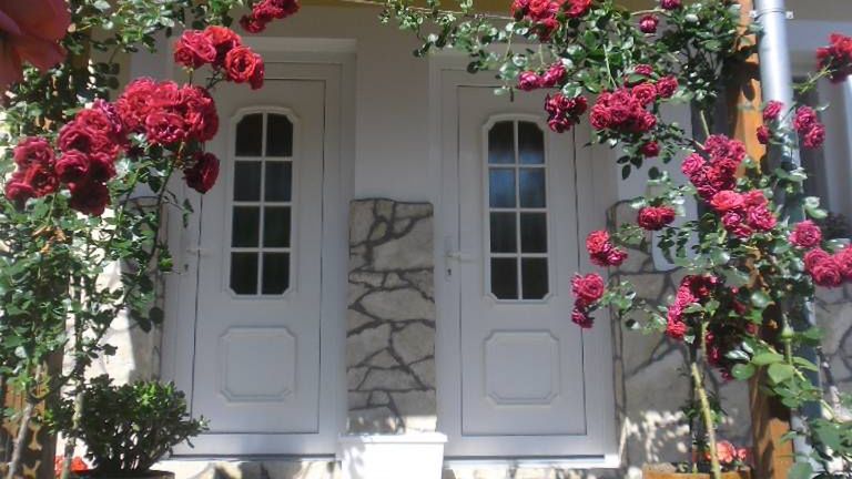 Pere Apartman Gyenesdiás (1)