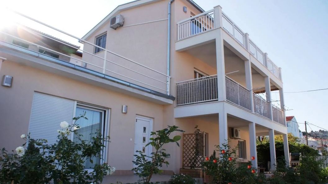 Apartments Nena Trogir (1)