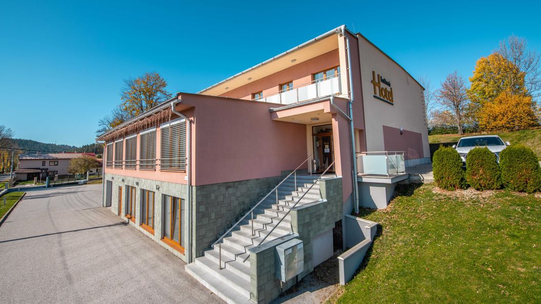Hotel Lučivná II (1)