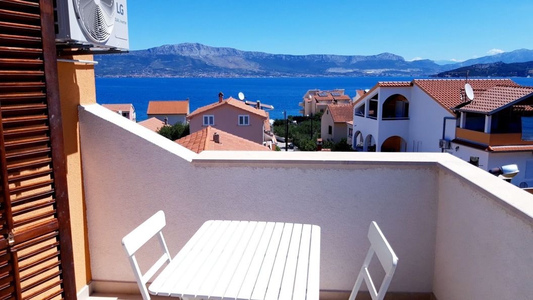 Vila Dan Slatine (1)