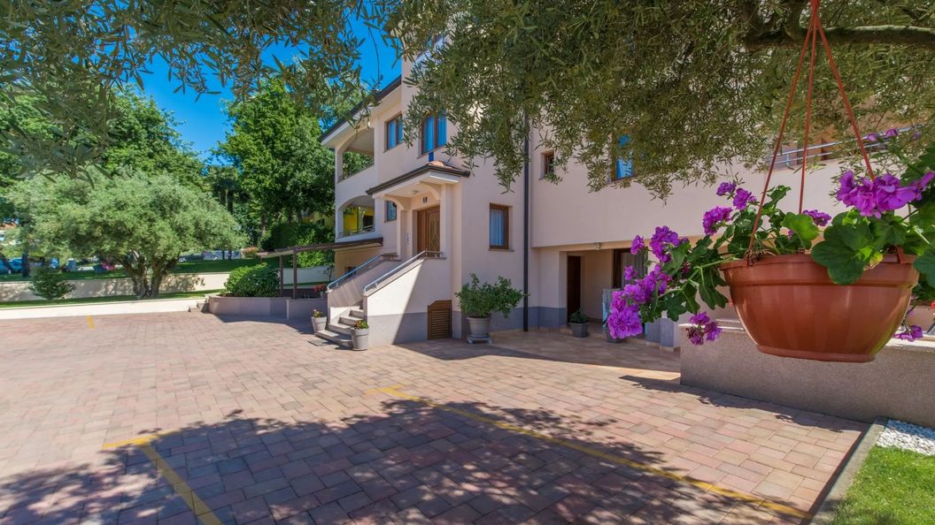 Apartments Villa Ana Poreč (1)