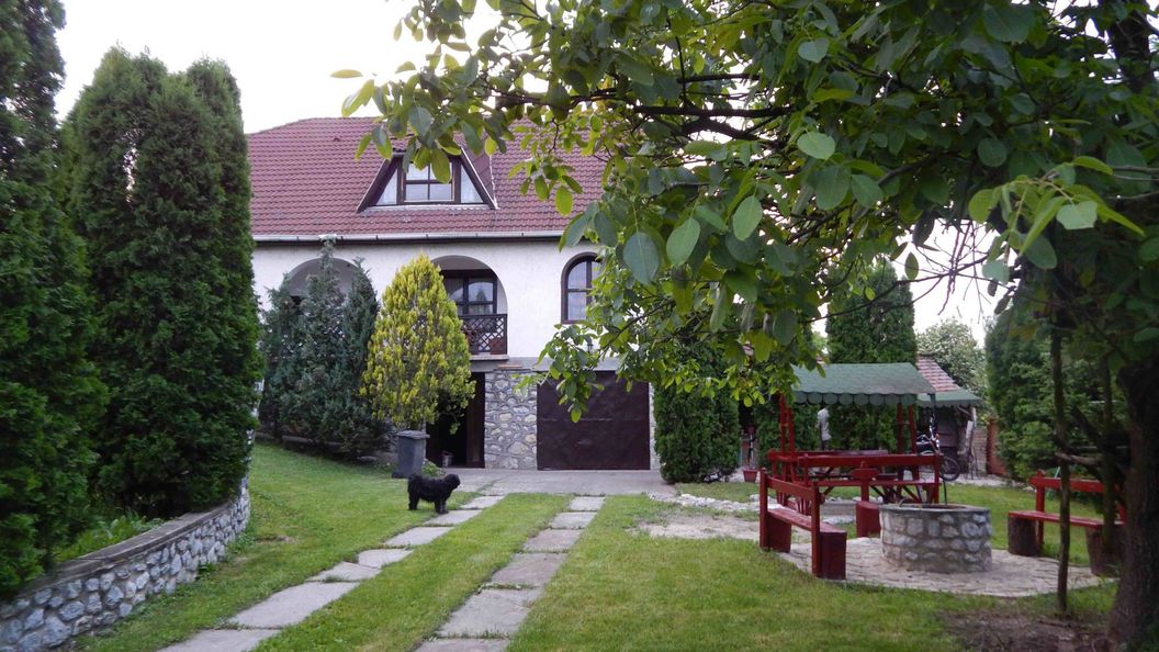 Boltíves Vendégház Sajógalgóc (1)