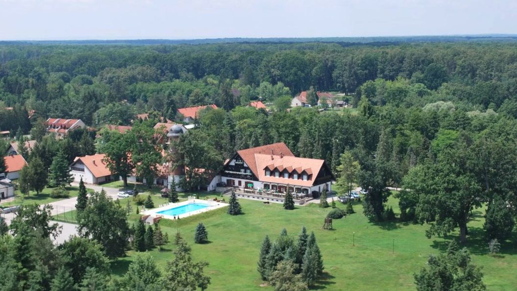 Kaszó Vadászház és Üdülő (1)