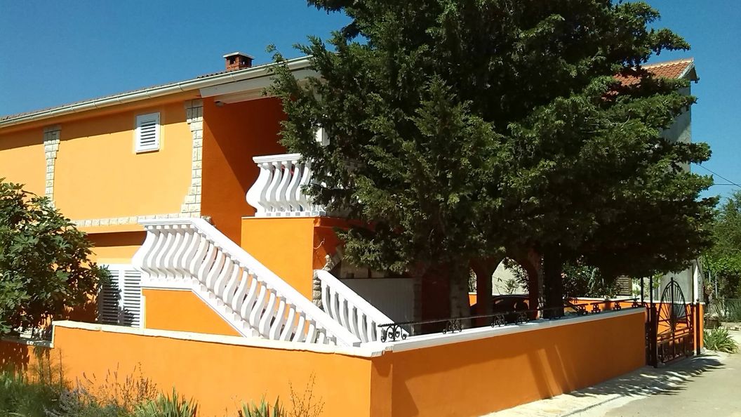 Apartman Batarilo Gornji Karin (1)