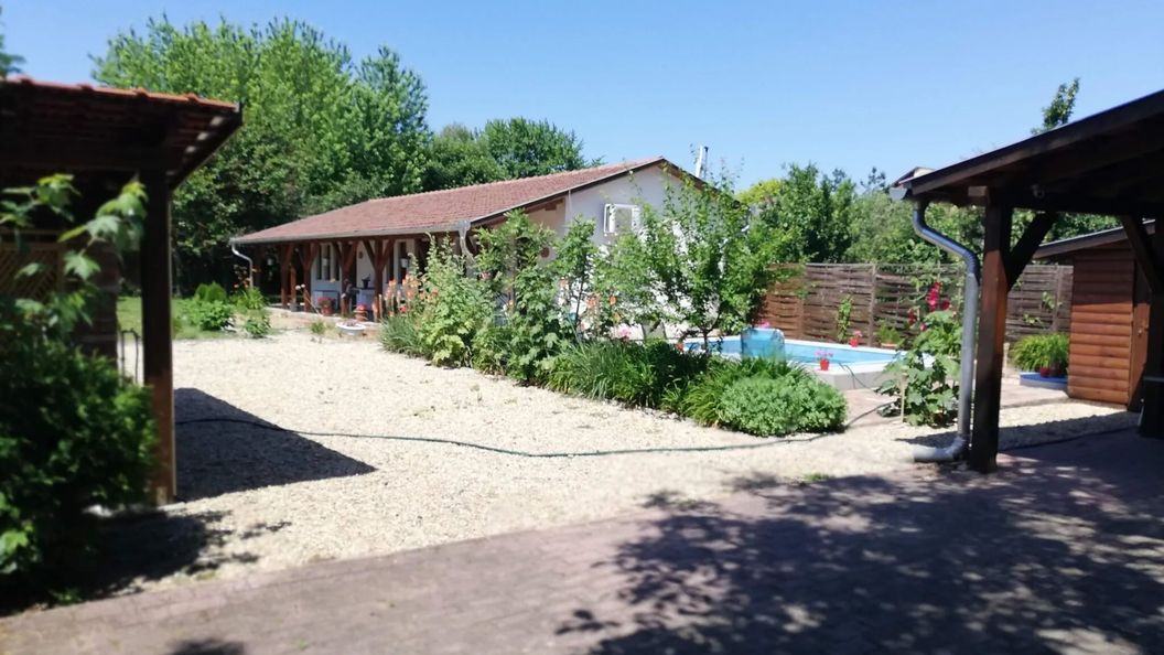 Mák-Ház Apartman Tiszafüred (1)