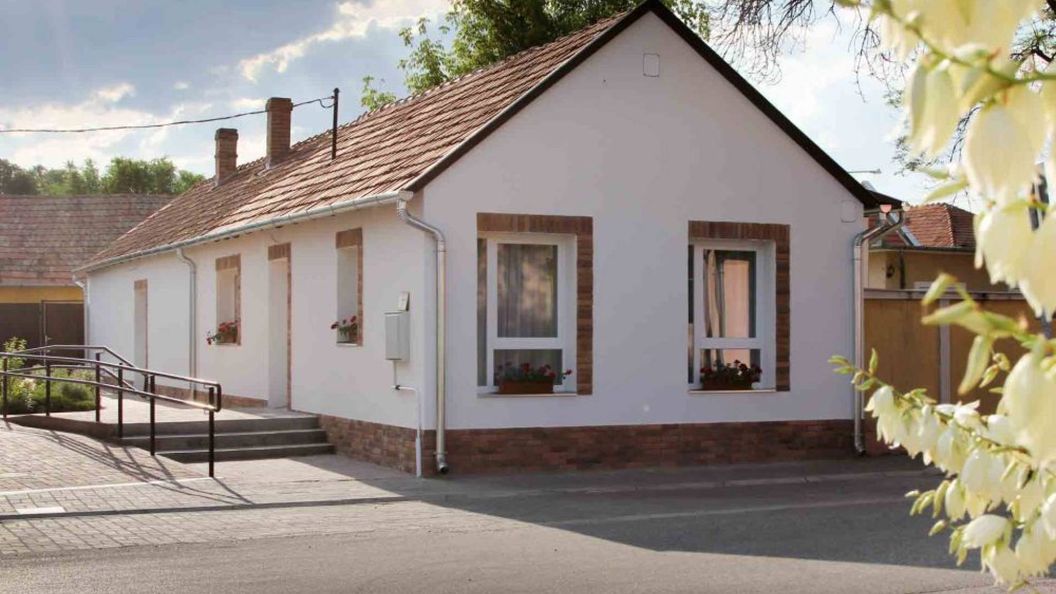 Írisz Apartmanház Mórahalom (1)