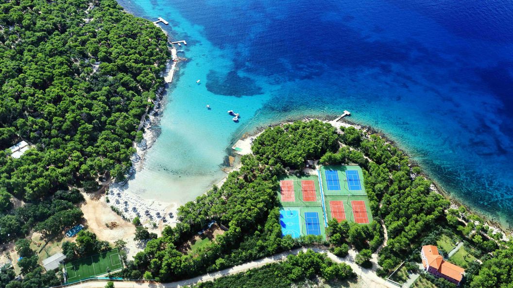 Resort Pine Beach Pakoštane (1)