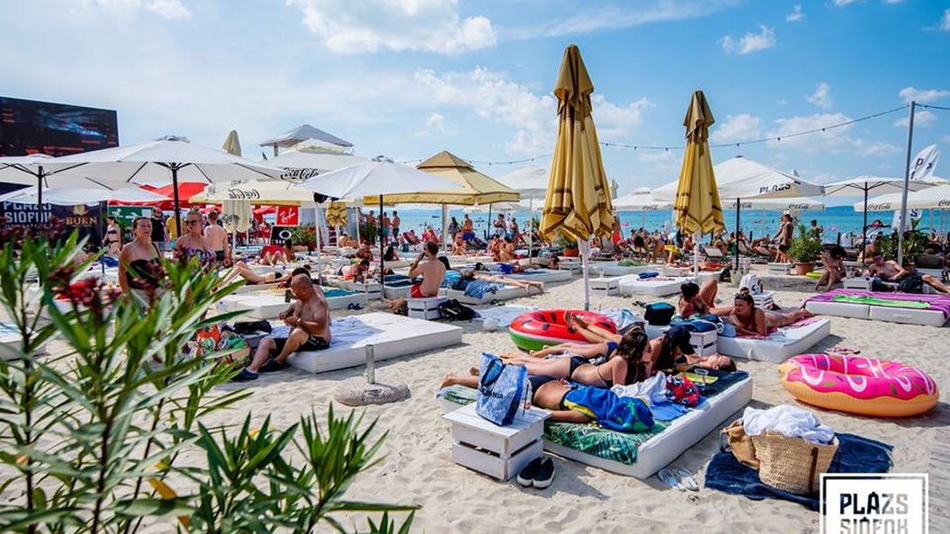 Siófok 3 Szobás Faház Nyaraló (1)