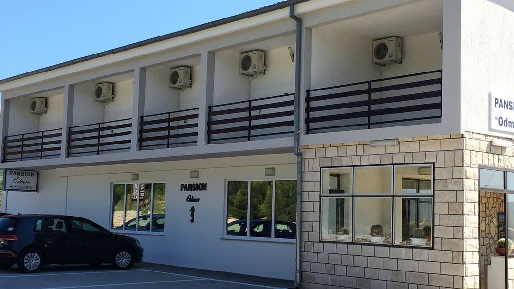 Pansion Odmor Rovanjska (1)