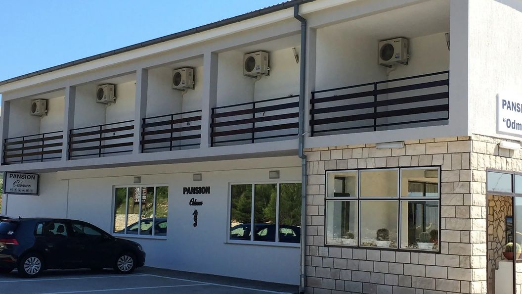 Pansion Odmor Rovanjska (1)