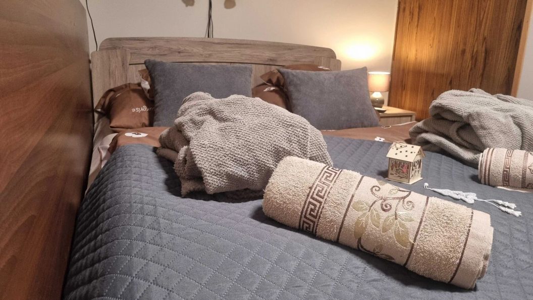 Zsuzsi Nyaraló Magyarhertelend (1)