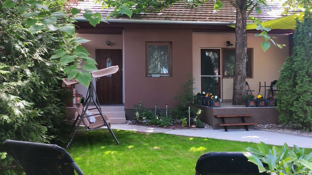 Cédrus Vendégház Balatonboglár (1)