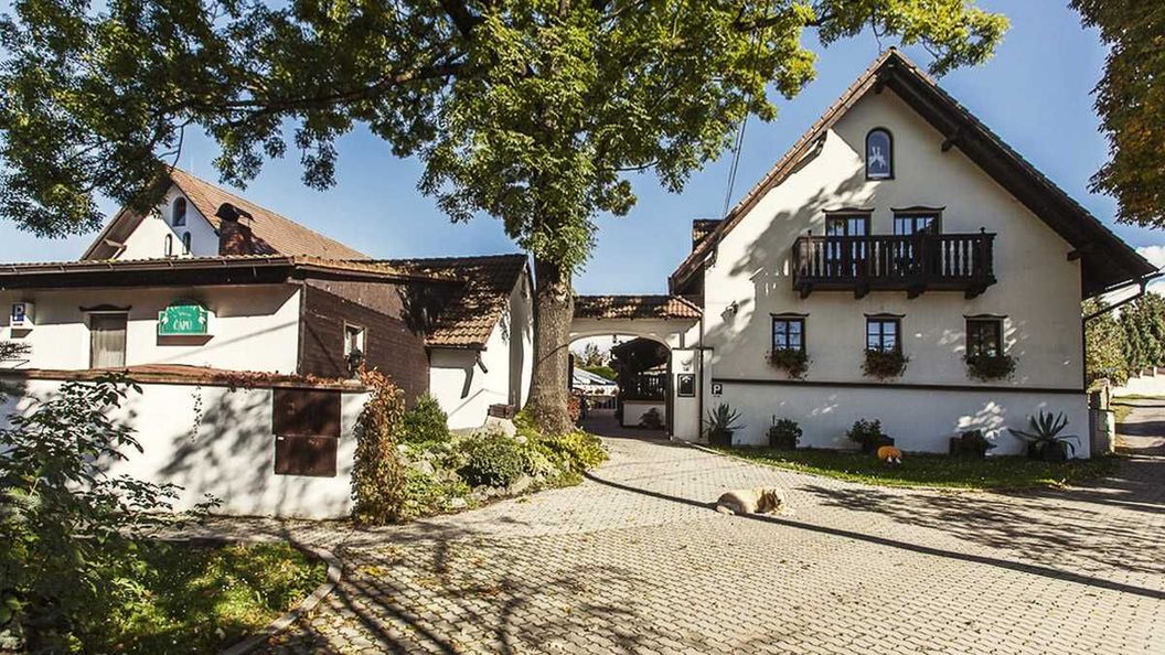 Pension U Dvou čápů Chocerady (1)
