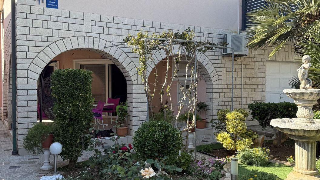 Apartmani Barbara Vir (1)