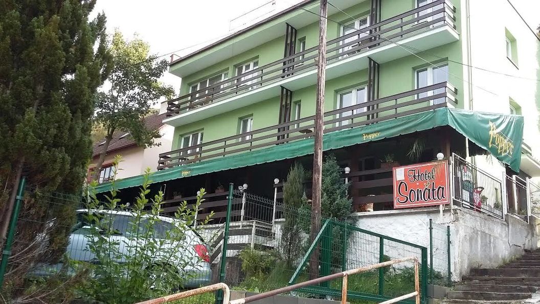 Garni Hotel Sonata Trenčianske Teplice (1)