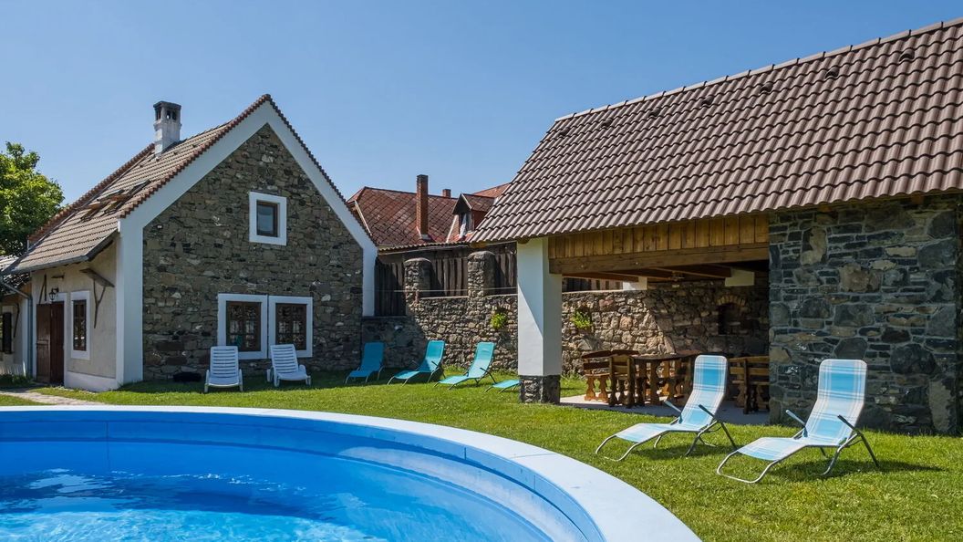 Káli Kő Nyaralóház Szentbékkálla (1)