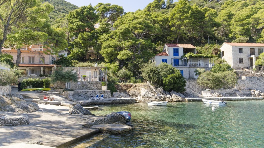 Apartments and Rooms Nike Sobra (1)