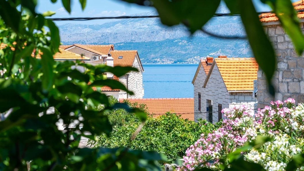 Apartments Kaja Postira (1)