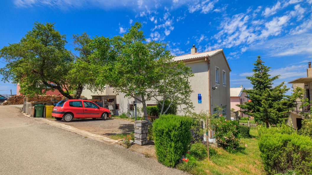 Apartments Zvonimir Senj (1)