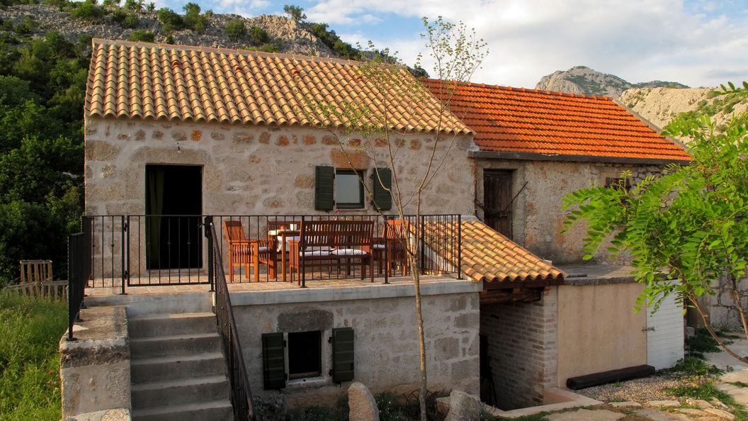 House POJATA Starigrad Paklenica (1)