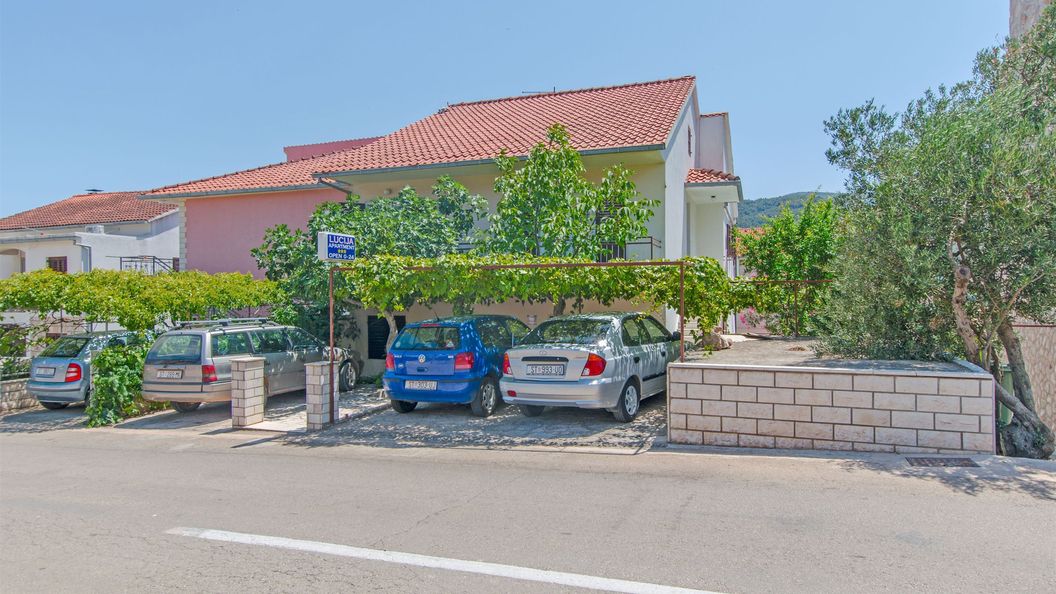 Apartments Božjidar Stari Grad (1)