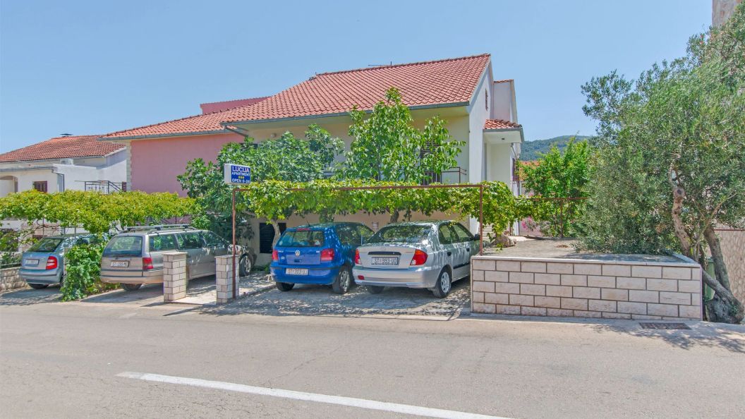 Apartments Božjidar Stari Grad (1)