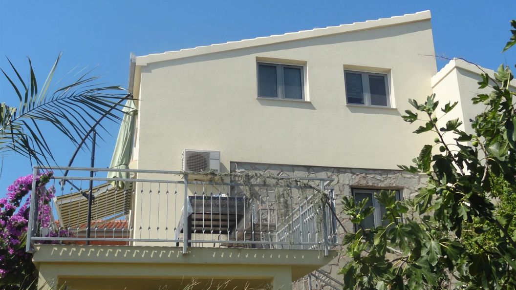 Apartments Branko Okrug Gornji (1)