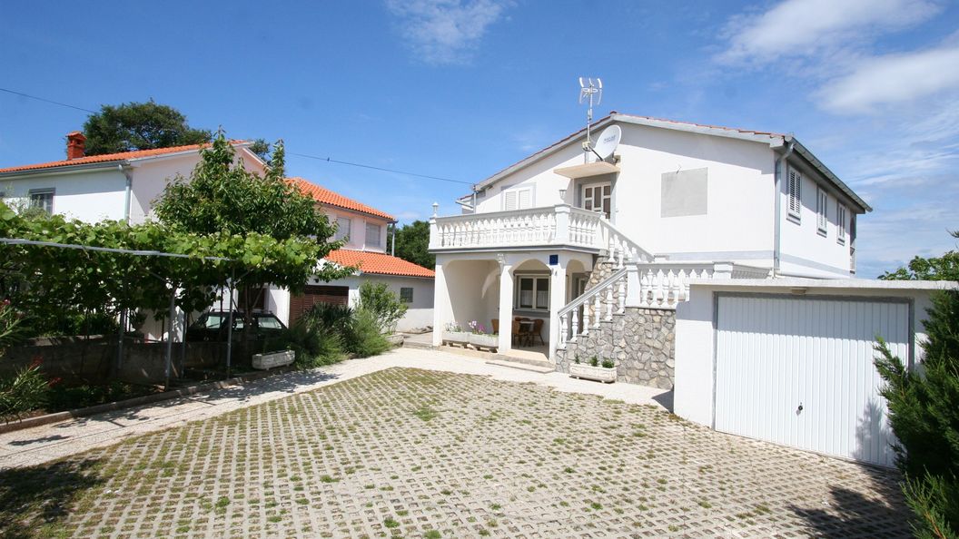 Apartments Pađen Milan Silo (1)