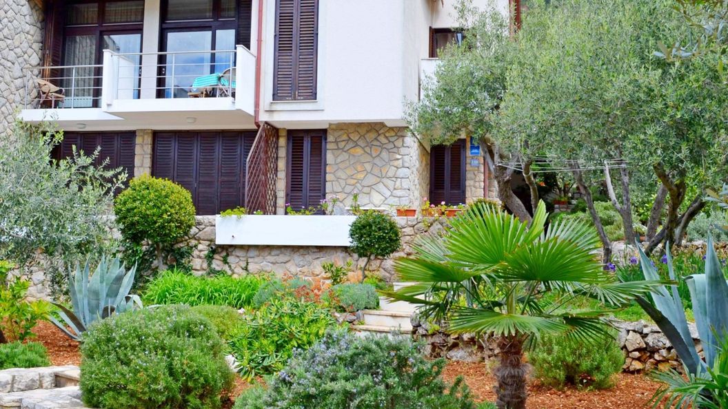 Apartments Marija Cres (1)