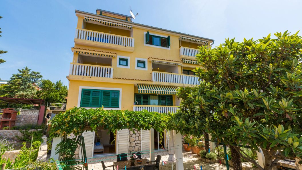 Apartments Neno Crikvenica (1)