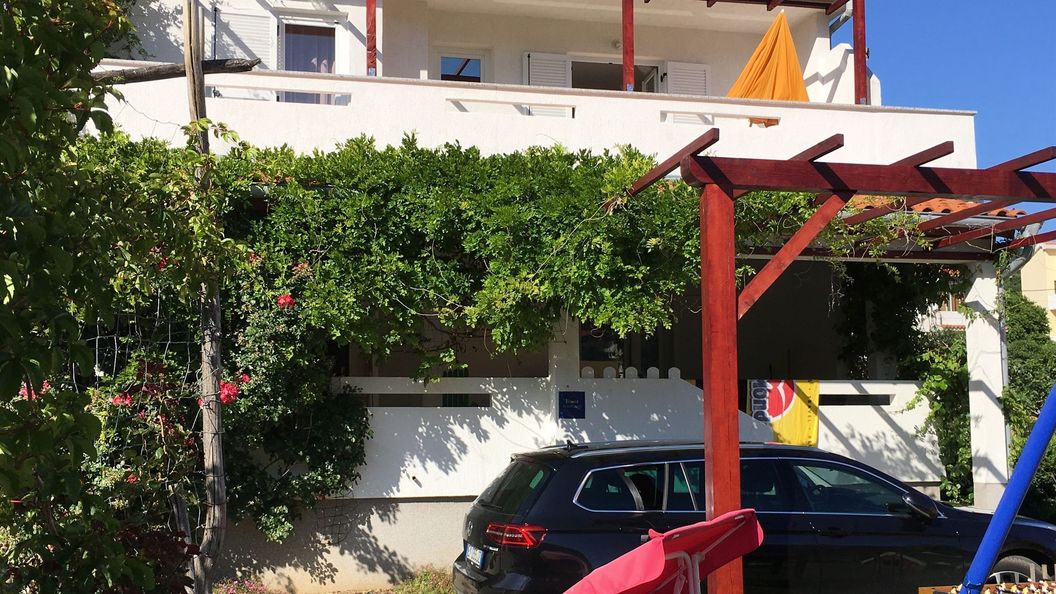 Apartments Bruno Baska (1)