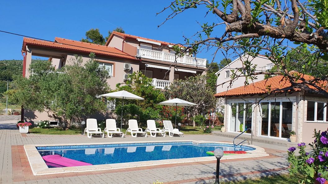 Apartmani Željka Mundanije (1)