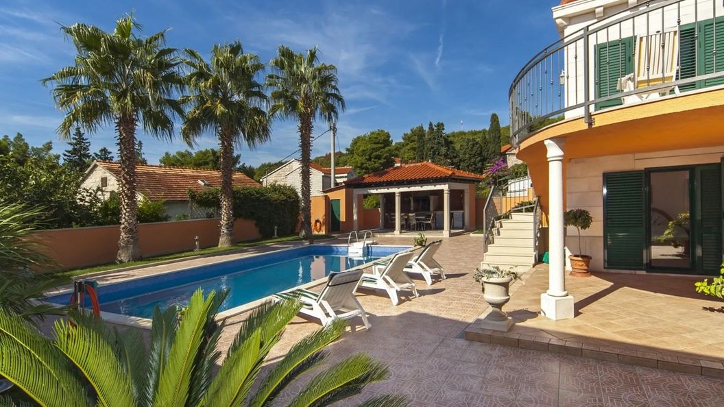 Villa Rasotica 3 Palms Sumartin Brac Island (1)