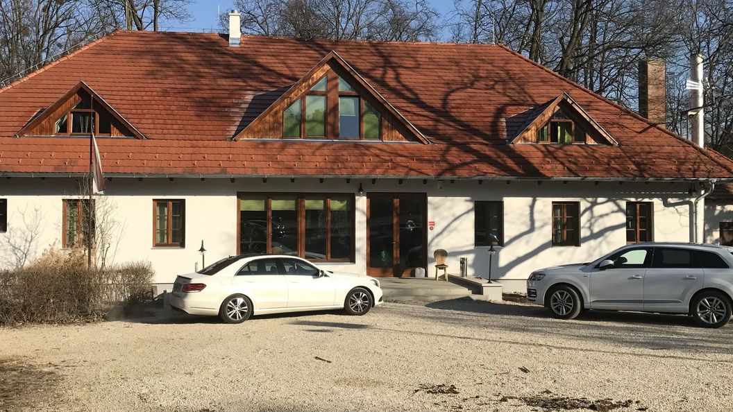 Hódoséri Vadászház Bakonyszentlászló (1)