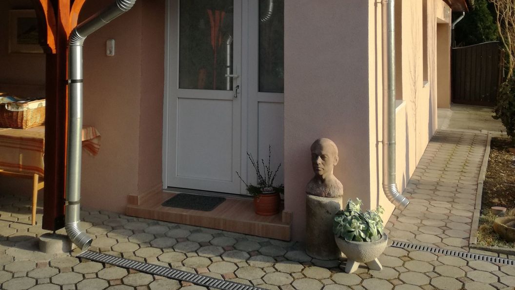 Pihenj Meg Apartman Sirok (1)