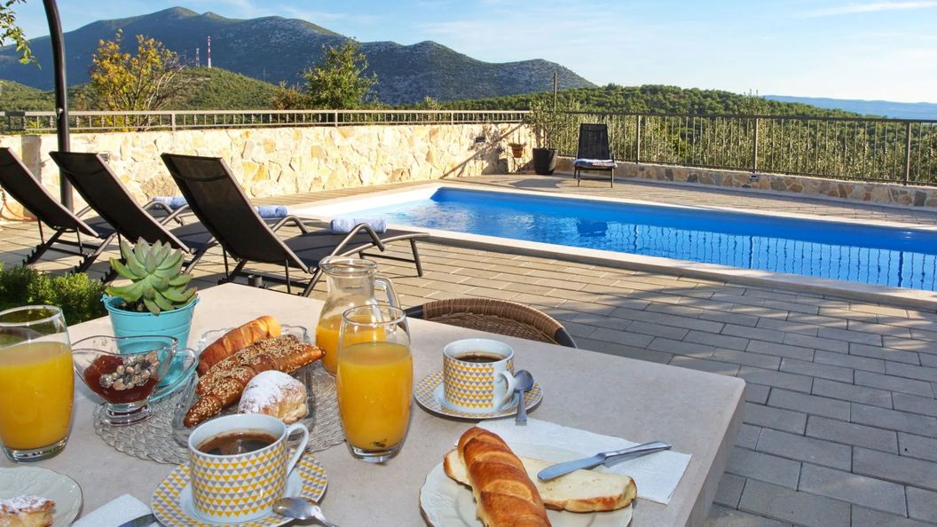 Villa Ivana Gata (1)