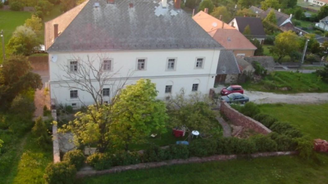 Evangélikus Szállás és Táborhely Kővágóörs (1)