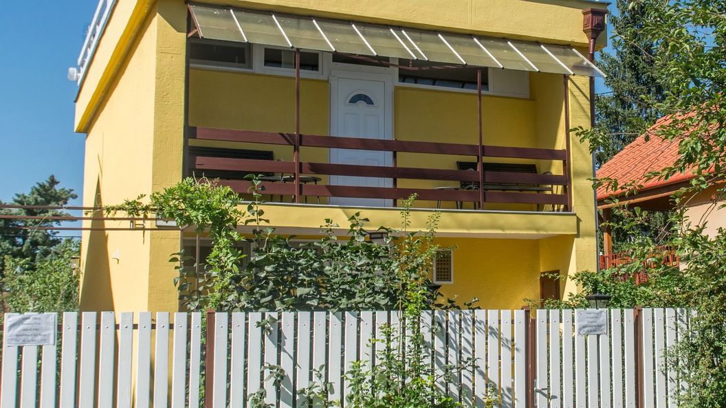 Viktória Apartman Mezőkövesd (1)