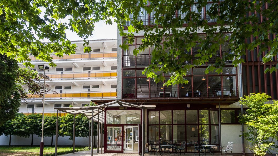 CE Napfény Hotel Siófok (1)