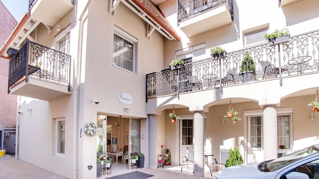 Auróra Vendégház Hévíz (1)