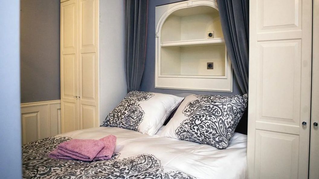 Royal Residence by OTR Kraków (1)