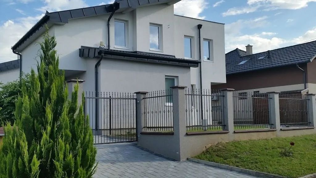 Zsazsa Deluxe Apartman Balatonlelle (1)