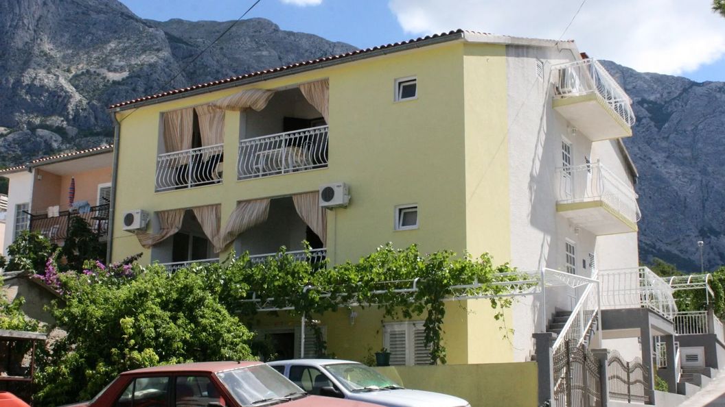 Apartmanok Parkolóhellyel Baska Voda, Makarska - 10406 Baška Voda (1)