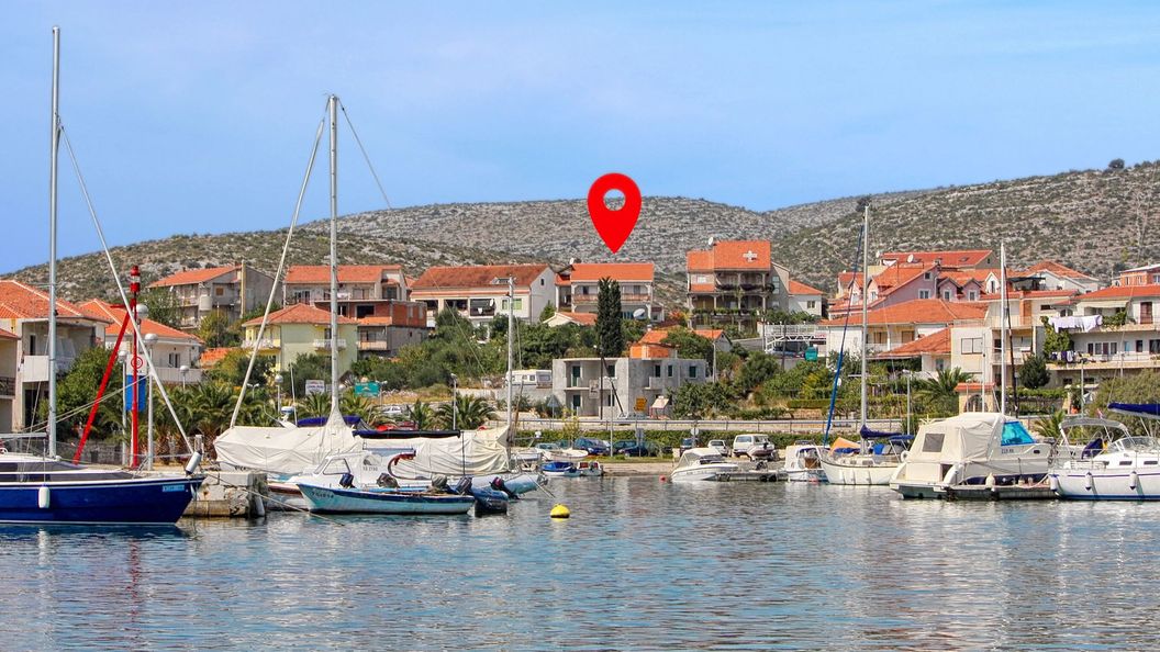 Apartmanok és Szobák Parkolóhellyel Marina, Trogir - 5953 Marina (1)
